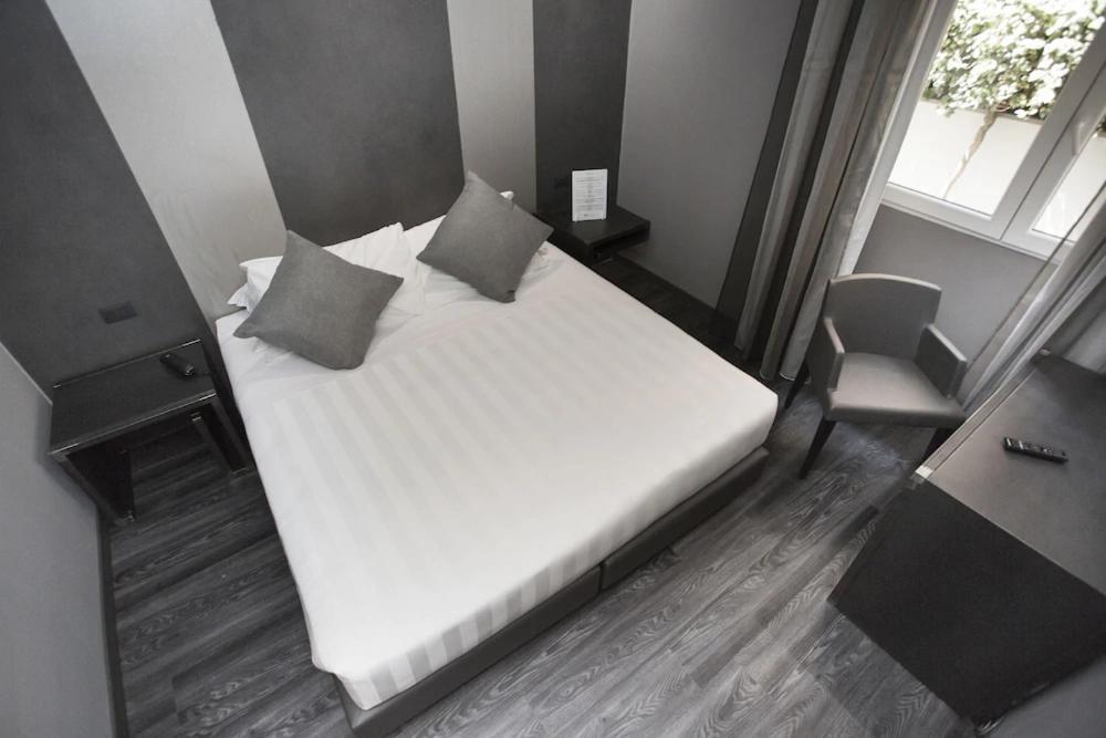 V99 Hotel Rom Exterior foto